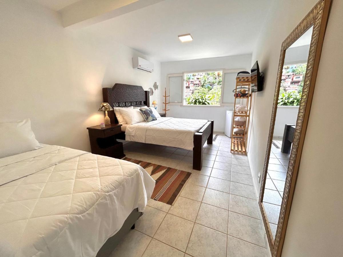 Casa Amarela Bed and Breakfast Angra dos Reis Exteriör bild