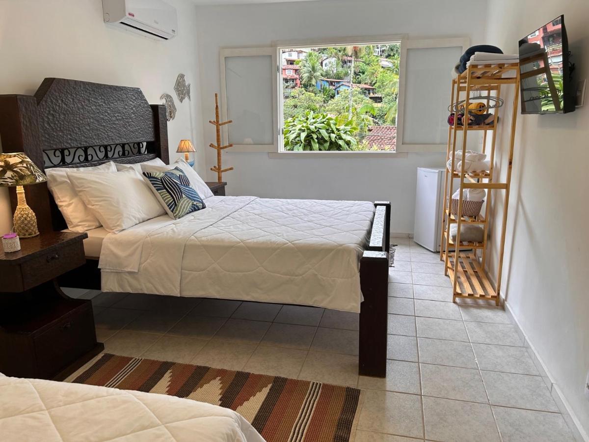 Casa Amarela Bed and Breakfast Angra dos Reis Exteriör bild